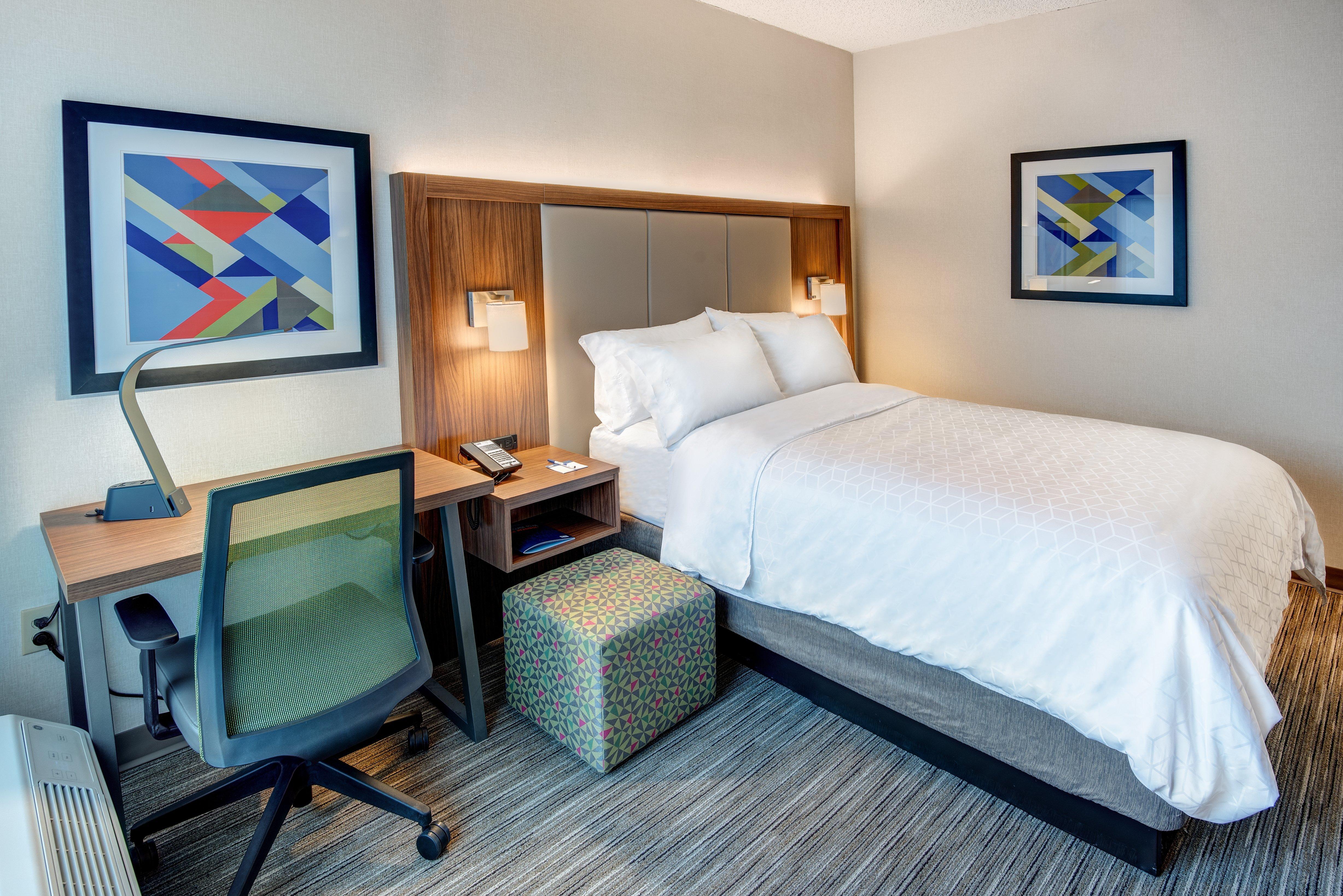 Holiday Inn Express & Suites West Long Branch - Eatontown By Ihg Exteriör bild