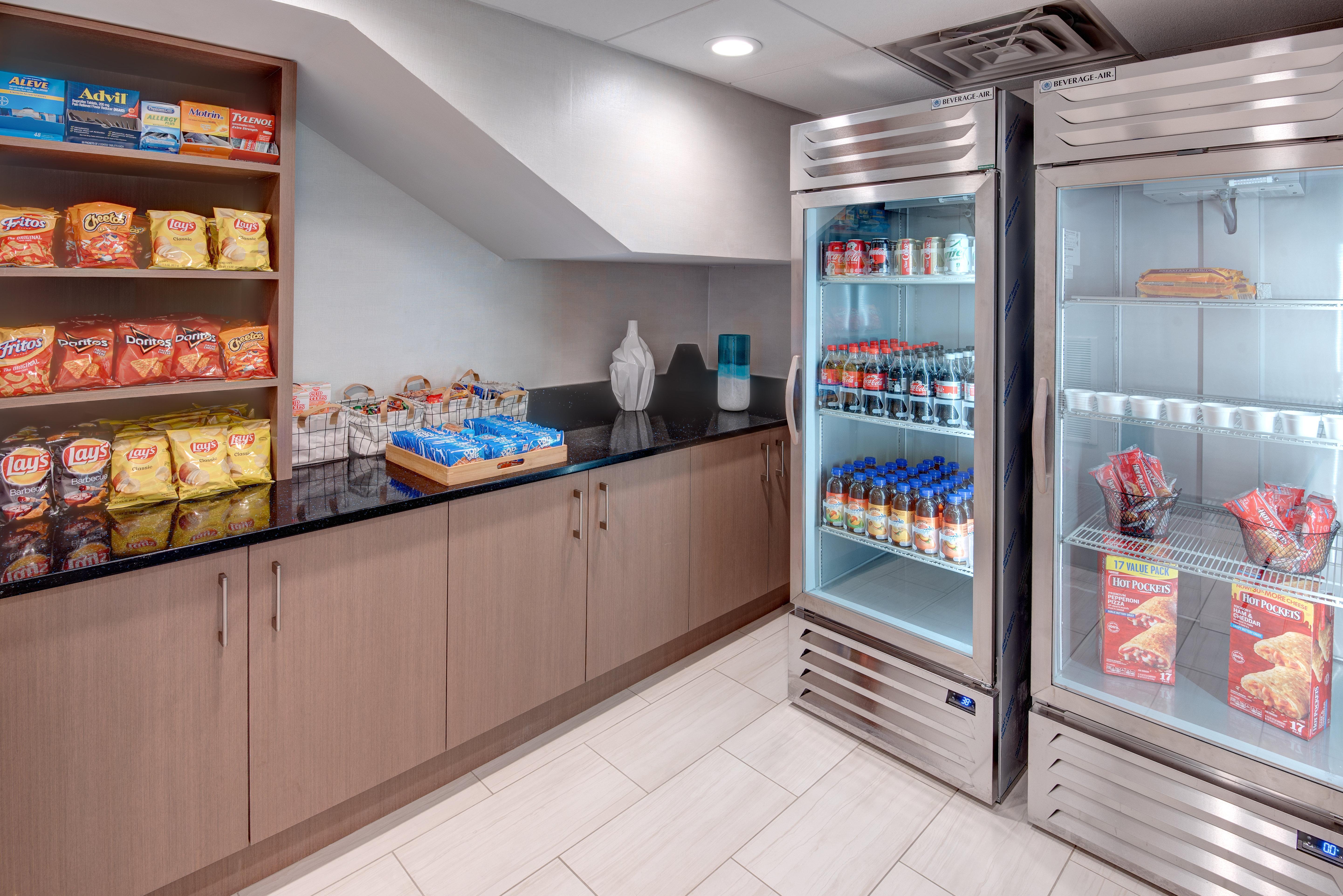 Holiday Inn Express & Suites West Long Branch - Eatontown By Ihg Exteriör bild