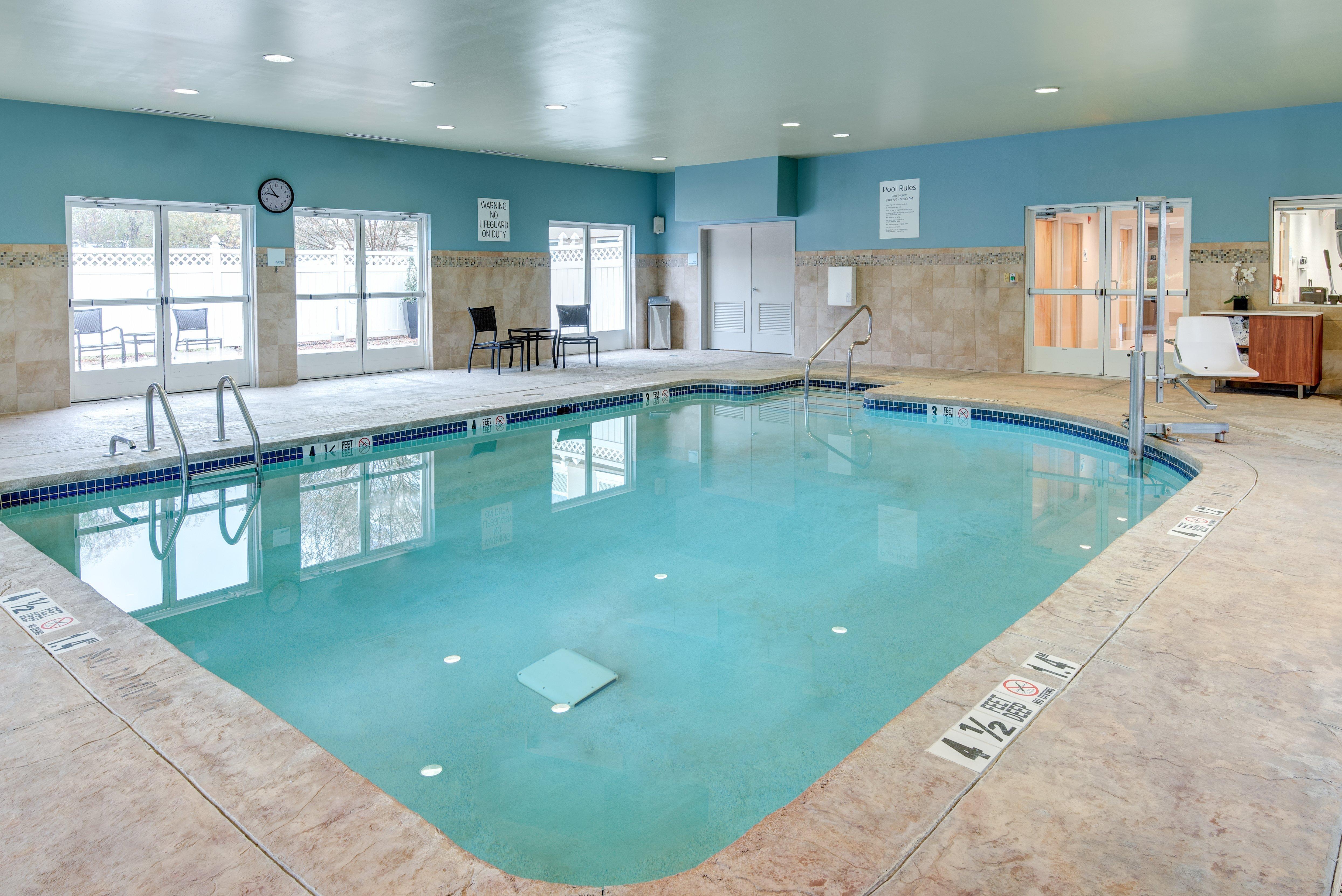Holiday Inn Express & Suites West Long Branch - Eatontown By Ihg Exteriör bild