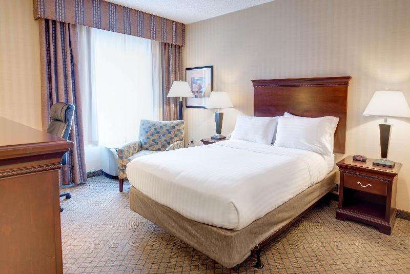 Holiday Inn Express & Suites West Long Branch - Eatontown By Ihg Exteriör bild