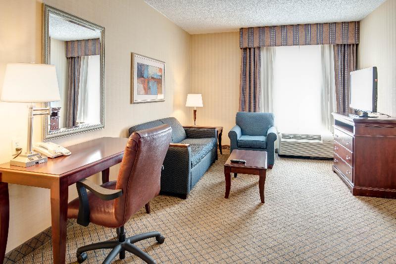Holiday Inn Express & Suites West Long Branch - Eatontown By Ihg Exteriör bild